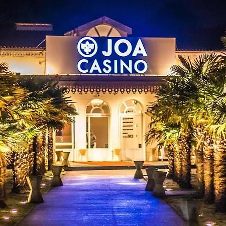 Jolie Petite Maison Climatisee Parking Prive *